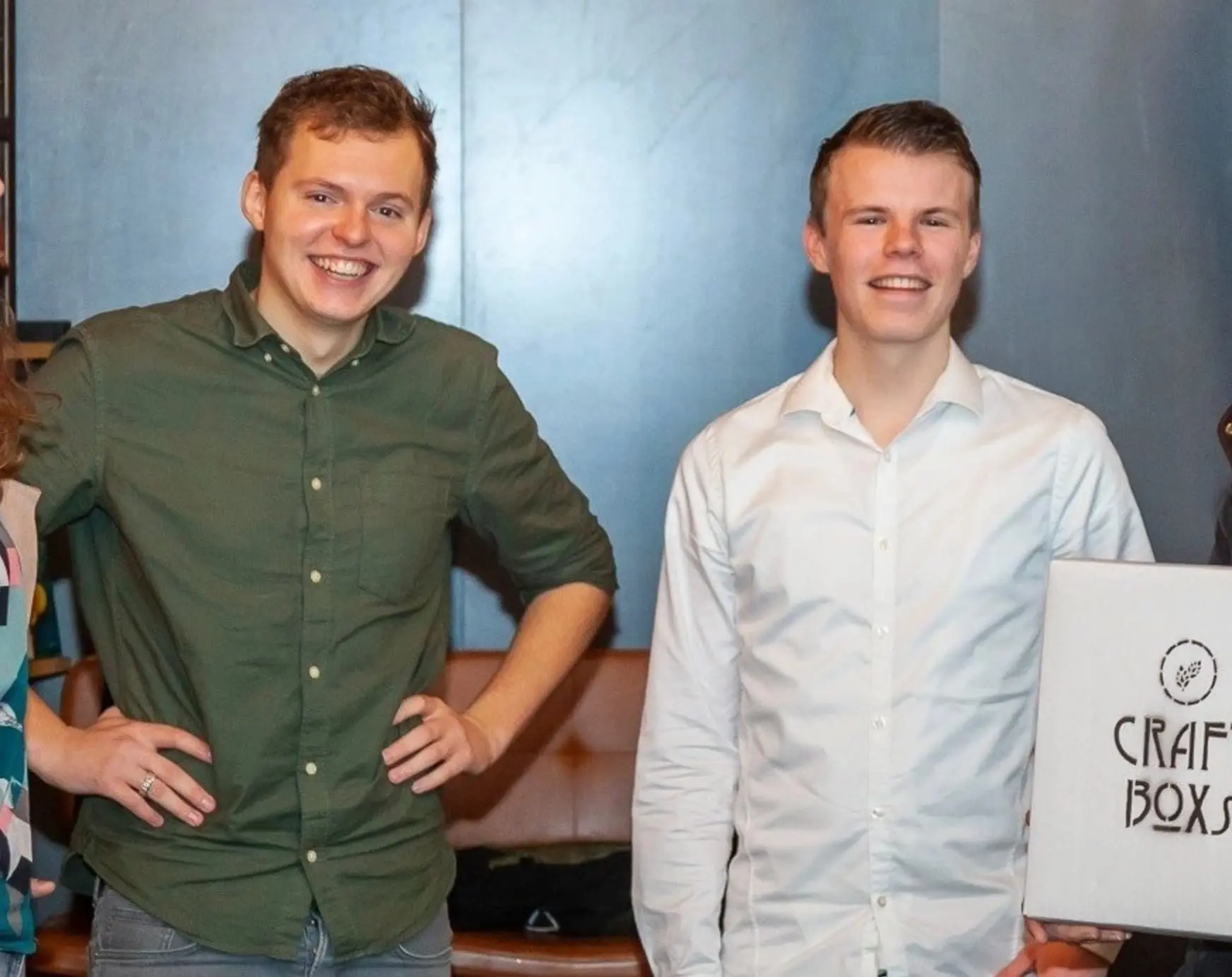 Het CraftBoxs team - Wieke en Gijs in de loods
